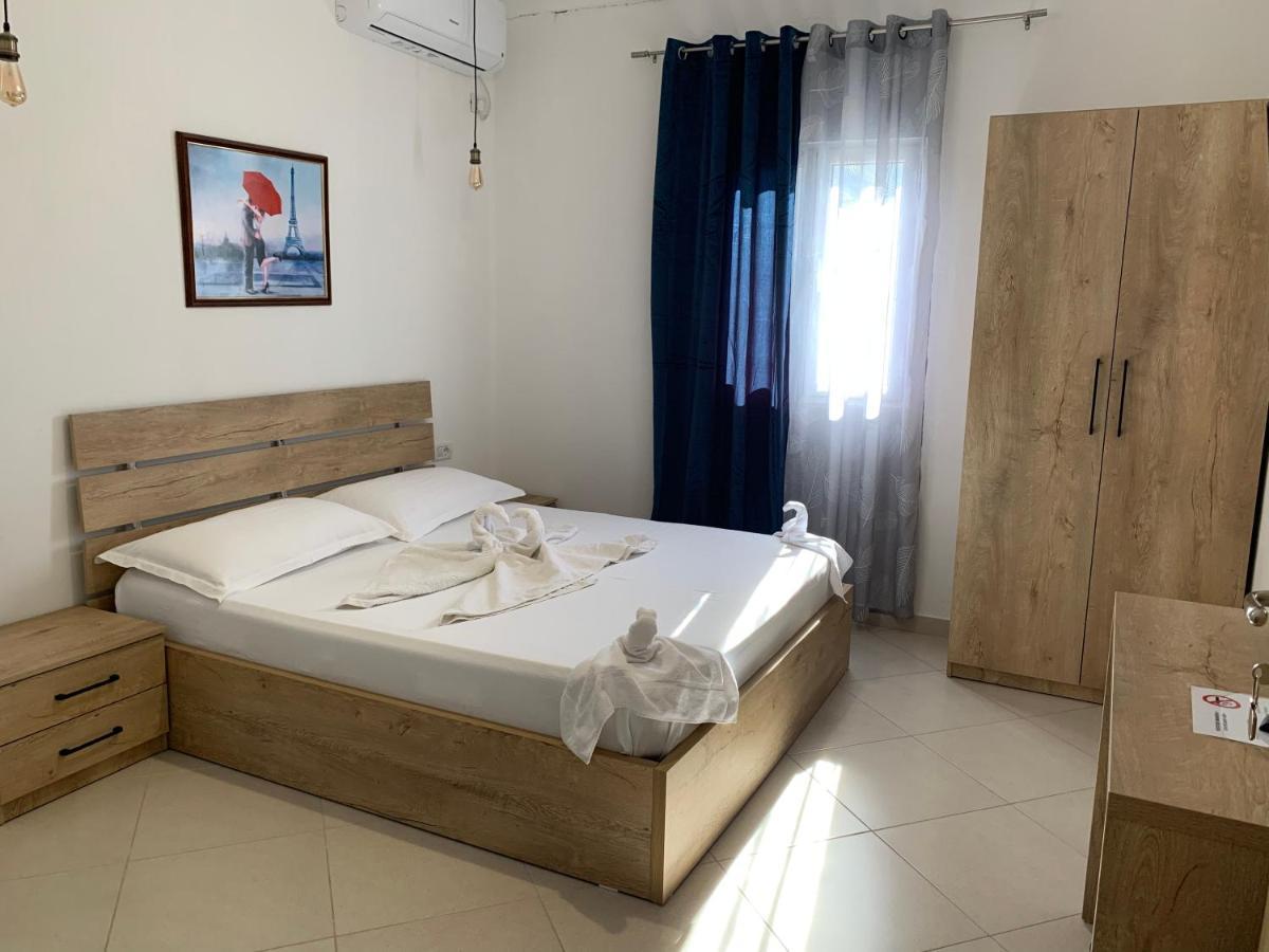 Hotel Apostoli Permet Exterior photo