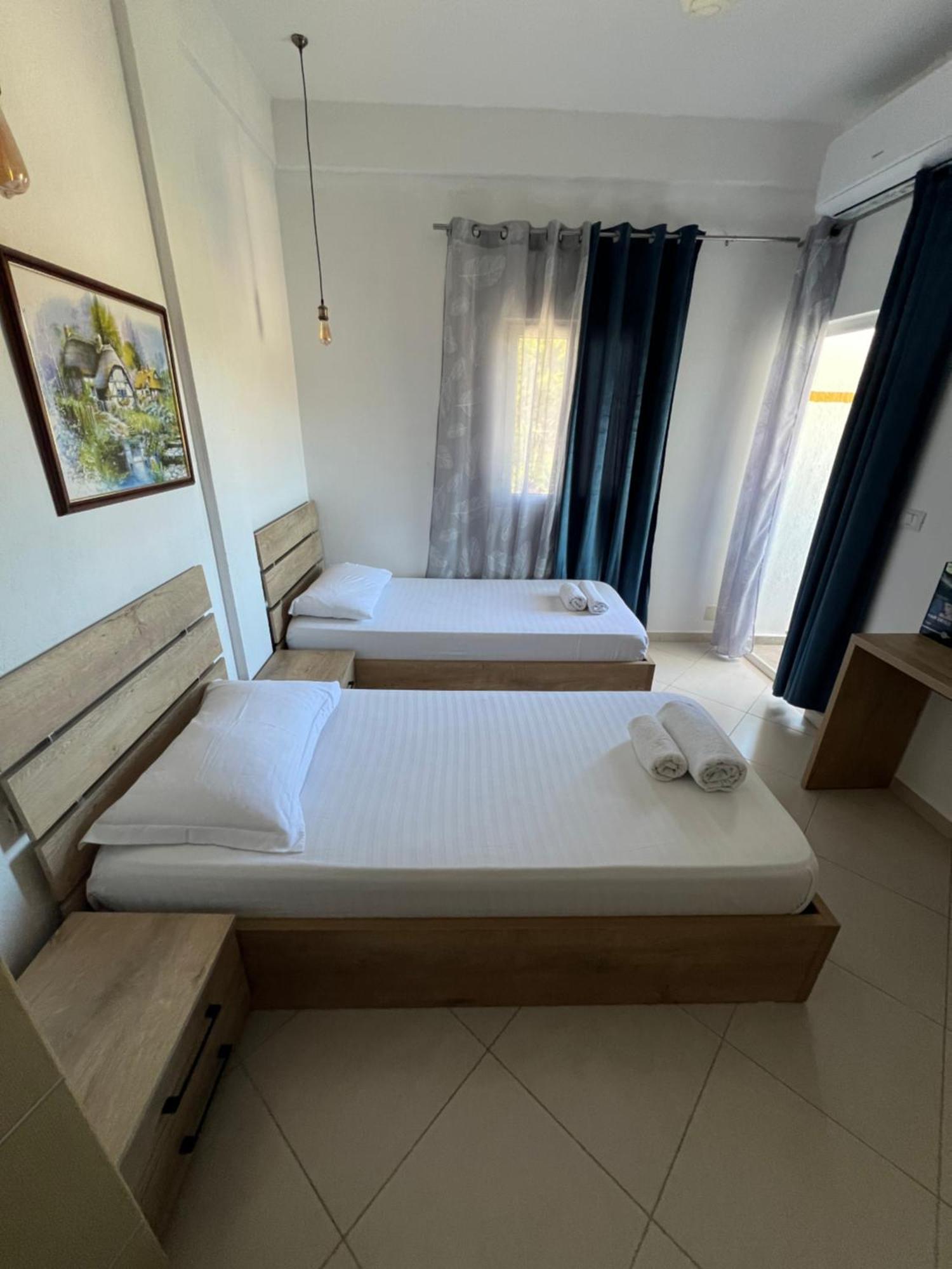Hotel Apostoli Permet Exterior photo