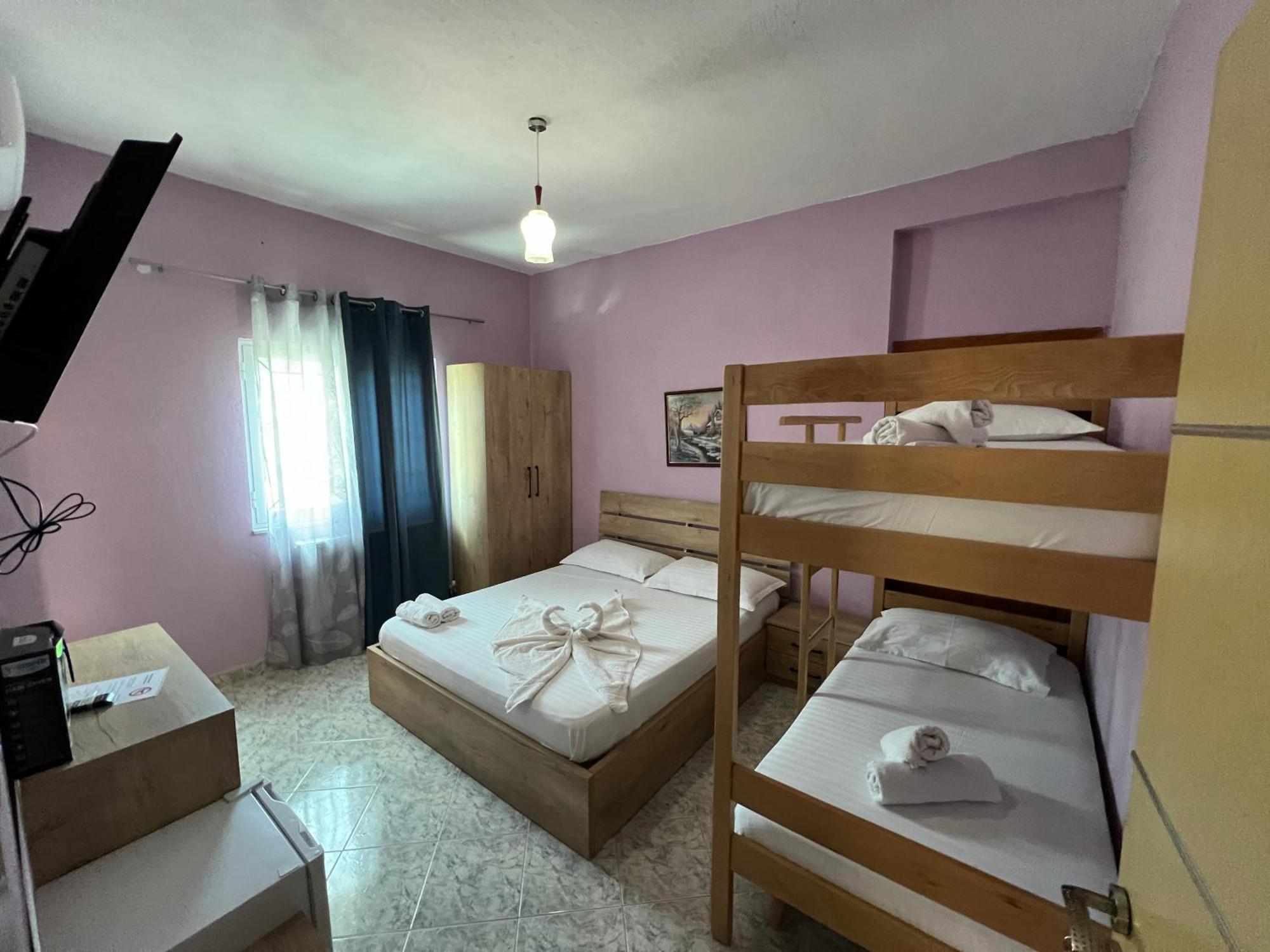 Hotel Apostoli Permet Exterior photo